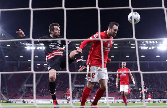  美因茨主场气势如虹，三连胜攀升至欧战区